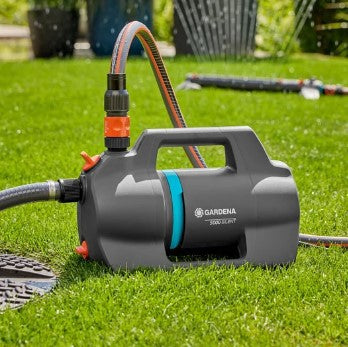 Produkty Gardena Pompa do podlewania 5000 cichy zestaw