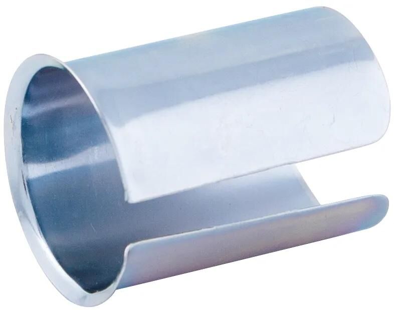 Zamocuj podkładkę wypełniającą złączkę, zamocuj metalową podkładkę 0,5 mm
