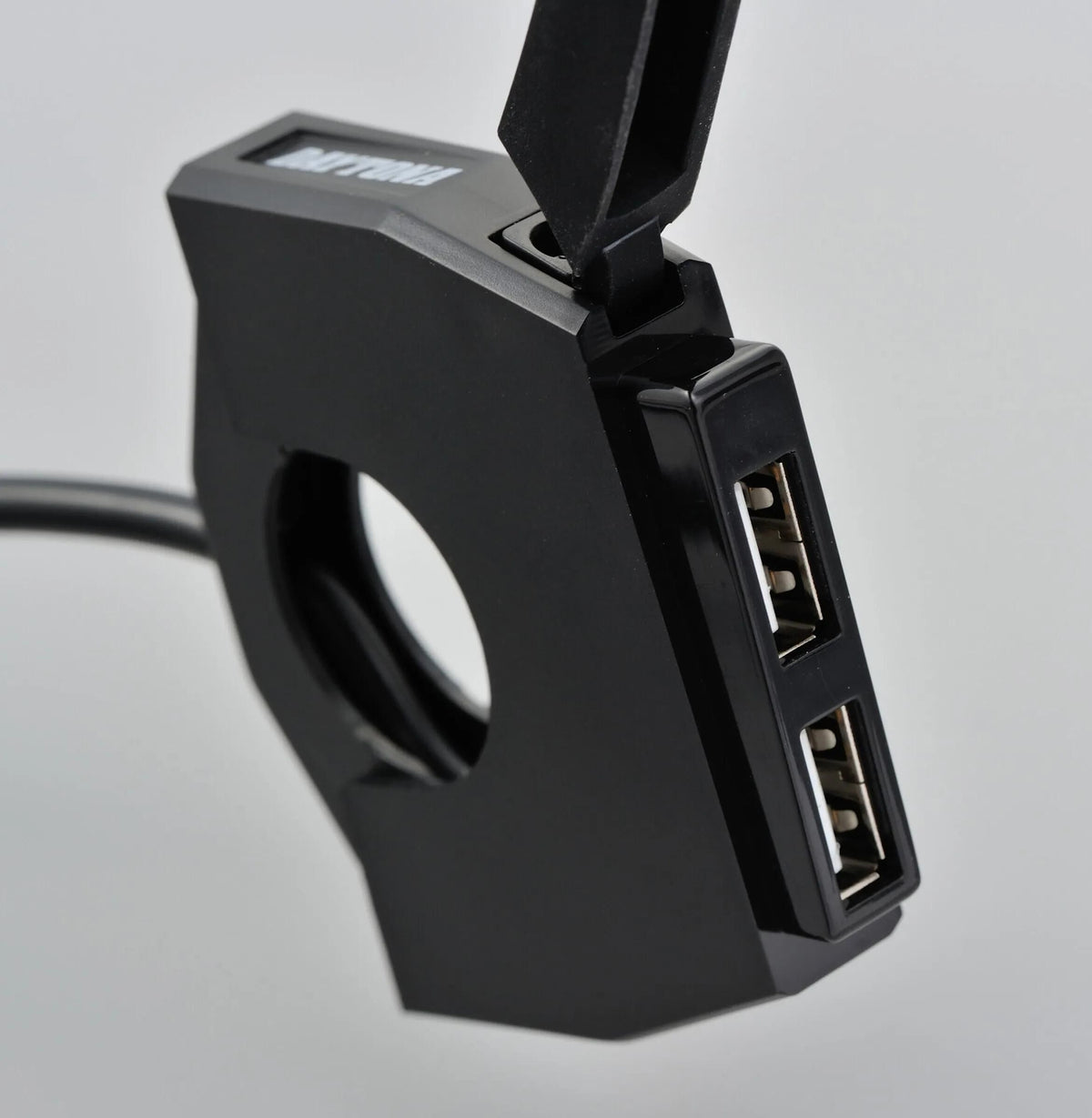 Daytona Gniazdo USB typu slim-mount USB typu slim-mount 2x typ-a sw 2x 12w
