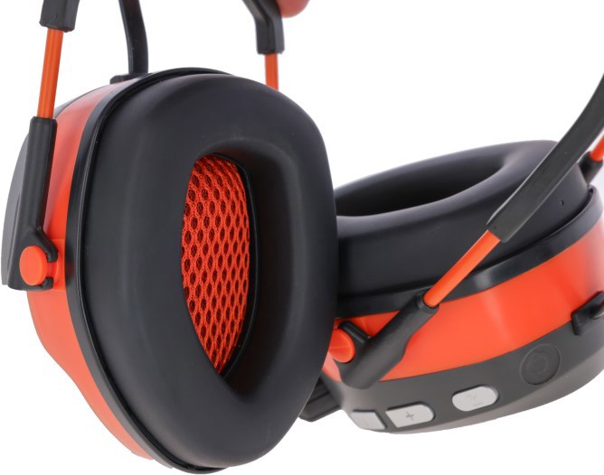 Nauszniki produktów Kerbl współpracują z radiem i Bluetooth