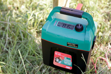 Elektrownia Ako BD 400 to cyfrowe urządzenie akumulatorowe 9V