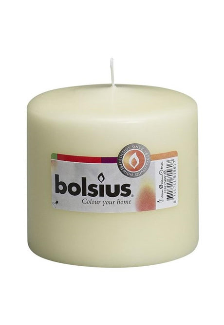 Świeca okrągła Bolsius 100 100 mm w kolorze kości słoniowej
