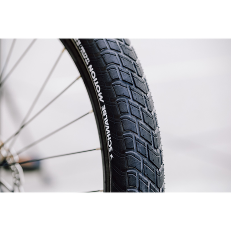 Schwalbe Clincher Motion duże jabłko 60-559 +r czarny
