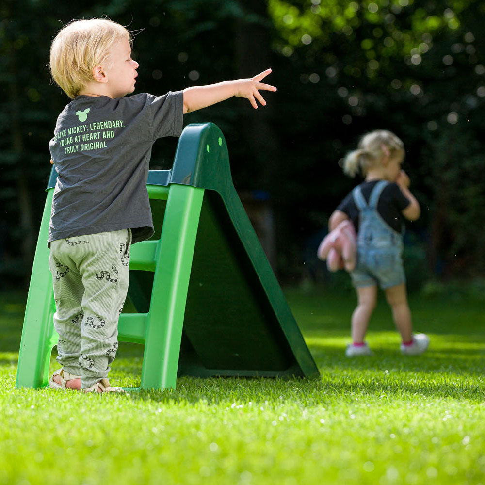Swinging Slide ze schodami zielonymi