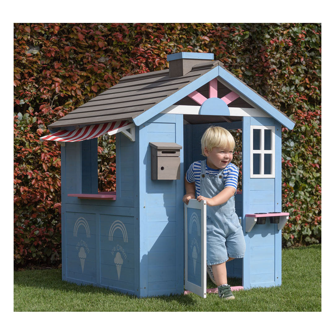 Swinging Wooden Playhouse lody