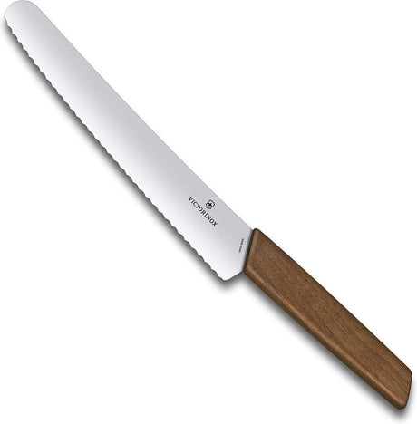 Nowoczesny nóż piekarski Victorinox Swiss o długości 22 cm.