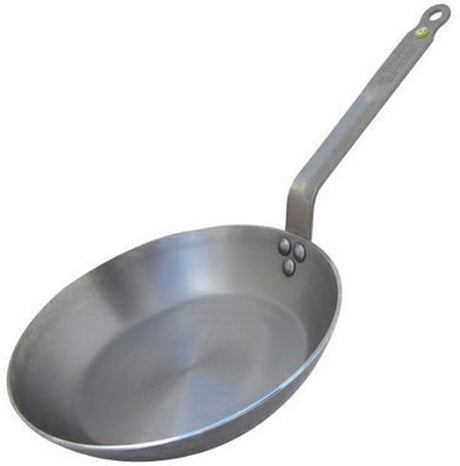 Kupujący mineralną patelnię 28 cm – blacha stalowa – bez zawartości PFA
