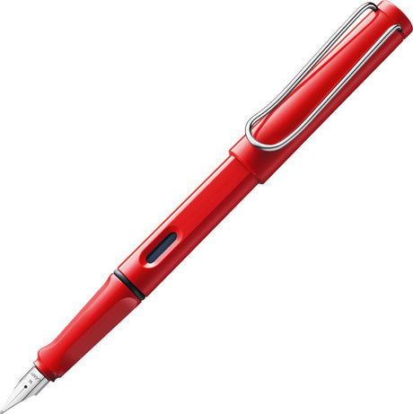 Pióro wieczne Lamy safari 016 - wykonane z wytrzymałego plastiku w kolorze czerwonym - z ergonomicznym uchwytem i stalówką o szerokości (b), w komplecie z niebieskim wkładem atramentowym t 10