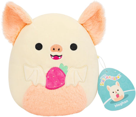 Jazwares squishmallows - mały plusz (meghan - kremowy nietoperz owocowy z truskawką) - plusz 19cm