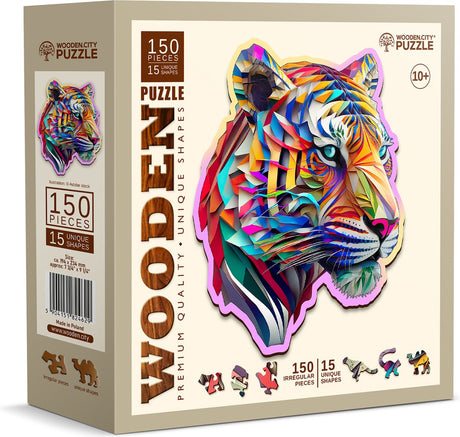 Drewniane miasto trzymające puzzle miejskie - kolorowy tygrys.