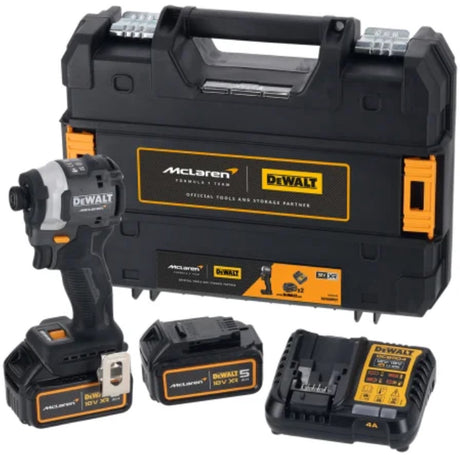 Klucz udarowy do akumulatora Dewalt dcf85mp2t 18 V, 2 akumulatory 5,0 Ah xr, ładowarka, w obudowie mclaren i walizce