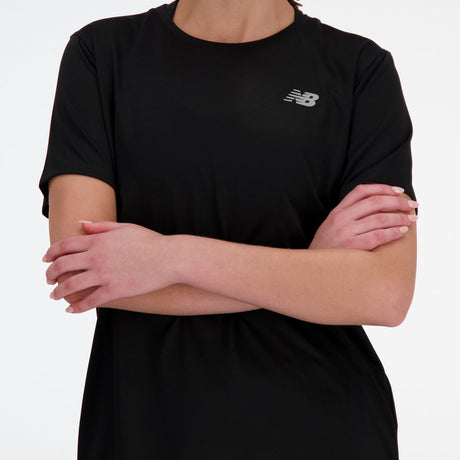 Damska koszulka sportowa New Balance Sport Essential - czarna