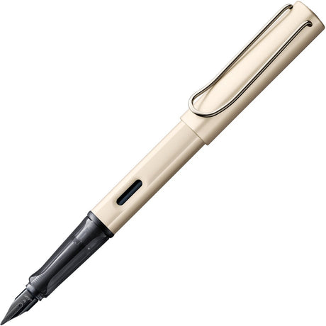 Luksusowe pióro wieczne Lamy lx 058 wykonane z jasnego aluminium w kolorze palladowym z wykończeniem z metali szlachetnych i błyszczącą czarną stalówką PVD, w zestawie niebieski wkład atramentowy T 10 i opakowanie prezentowe