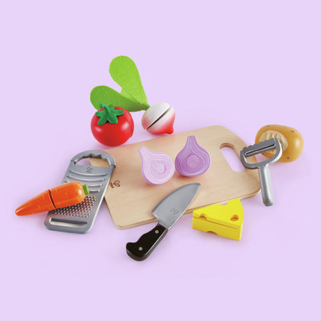 Hape Cooking Essentials – zabawkowy zestaw kuchenny z deską do krojenia i warzywami, 10 elementów, od 3 lat