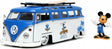 Jada bawi się Mickeyem z autobusu 1:24