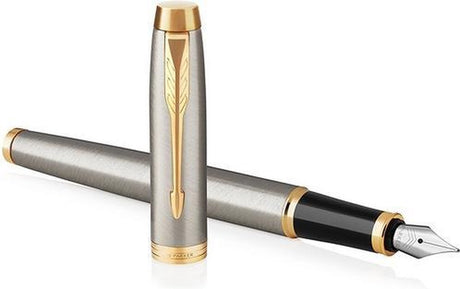 Parker im wieczne pióro | szczotkowany metal | cienka stalówka z niebieskim wkładem | pudełko upominkowe