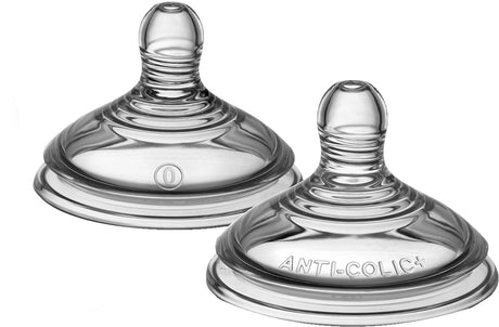 Zaawansowane smoczki antykolkowe Tommee Tippee do butelek – bardzo wolne podawanie, 0 m+ – zestaw 2 szt.