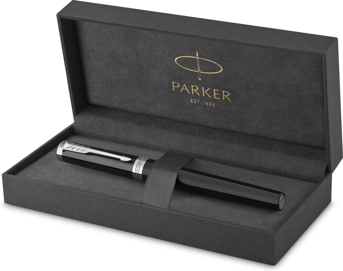 Pióro wieczne Parker Ingenuity | kolekcja podstawowa | czarny z chromowanym wykończeniem | punkt średni | czarny atrament | pudełko upominkowe