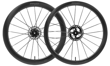 Shimano ffwd wielset raw 55 44 comboset ceramicspeed mat zwart