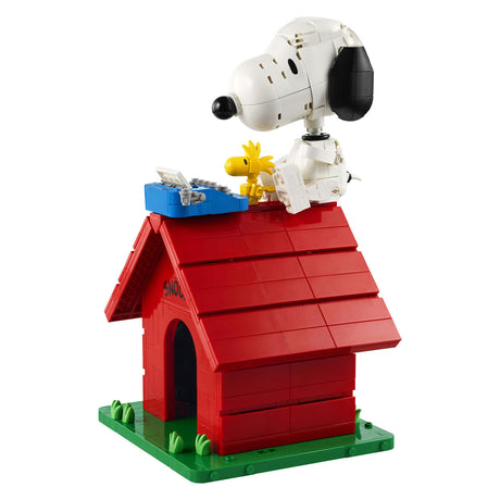 Pomysły Lego - orzeszki ziemne: buda Snoopy'ego - 21368