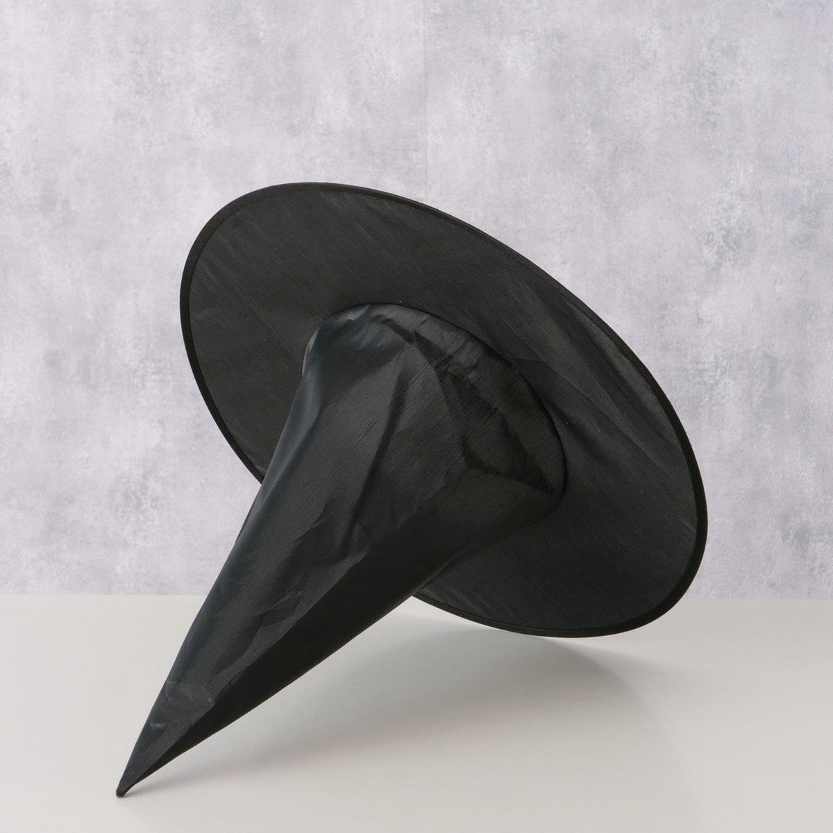 Czapka domowa Boltze o średnicy 39 cm