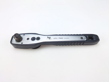 Grzechotka Lifu 75ao