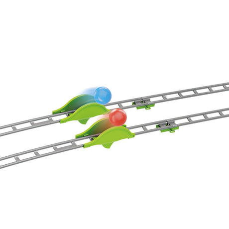Zabawka na torze wyścigowym z marmuru Quercetti liga Skyrail o długości 7,5 metra.