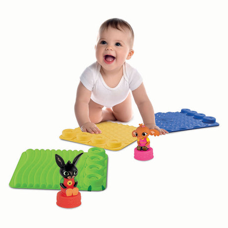 Clementoni baby - mata sensoryczna z figurkami do zabawy, 6 sztuk.