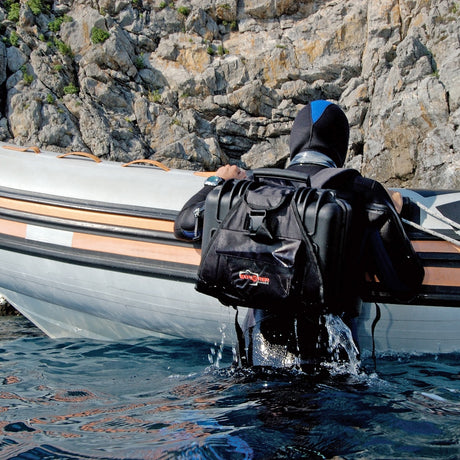 Explorer Case 3818HL Walizka Czarna