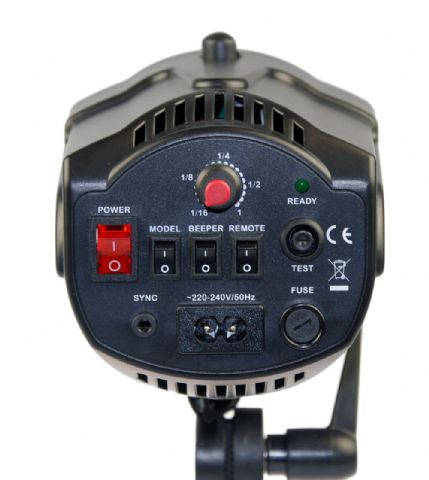 Lampa studyjna Falcon Eyes SS-150D