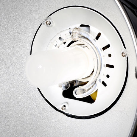 Lampa studyjna Falcon Eyes TF-600a