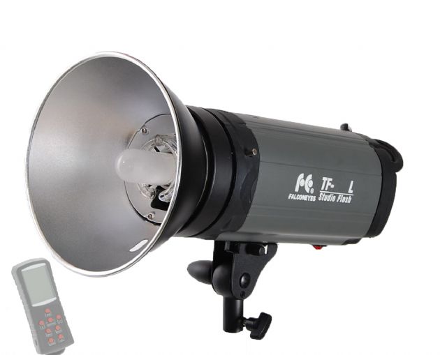 Lampa studyjna Falcon Eyes TF-400L z ekranem LCD