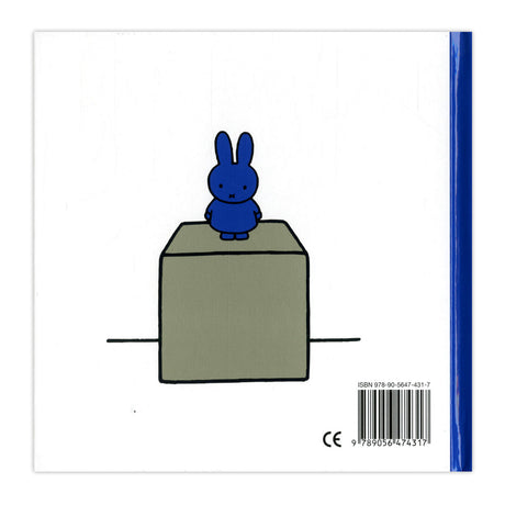 Centralna księgarnia Miffy w muzeum