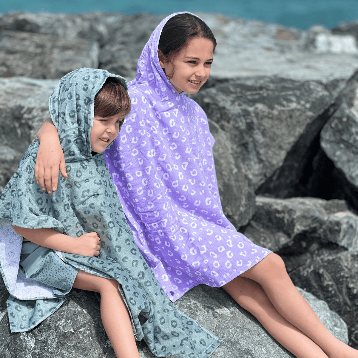 Lampart | zielone poncho plażowe 65 x 65 cm