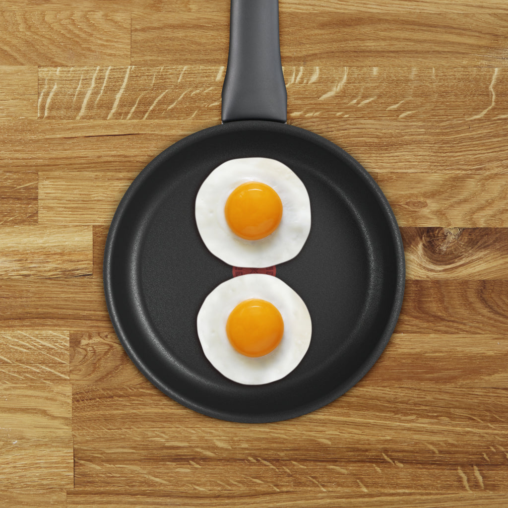 Czarna patelnia Tefal Change o średnicy 24 cm