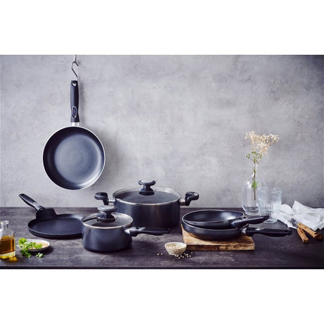 Patelnia do naleśników Beka Pro Induc z ceramiczną powłoką nieprzywierającą - bez pfas - ø 24cm