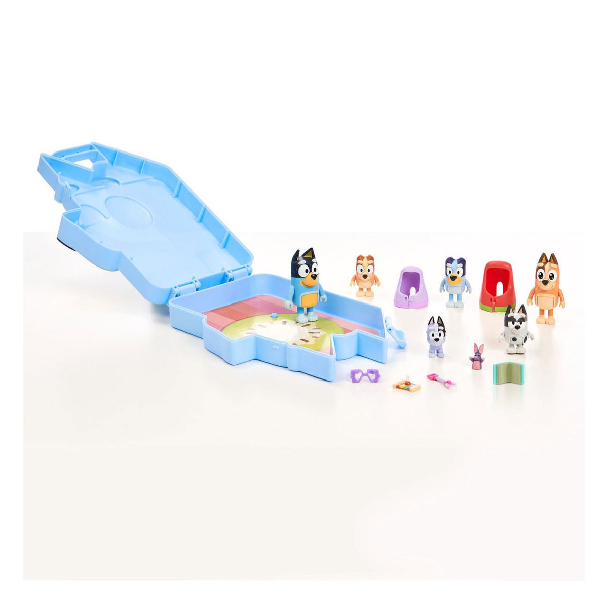 Moose Toys Bluey's Big 'N Go Play Set, 14dlg.
