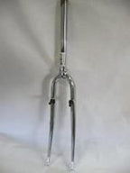 Przedni widelec 28 hybrydowy chromowany v-brake 240mm