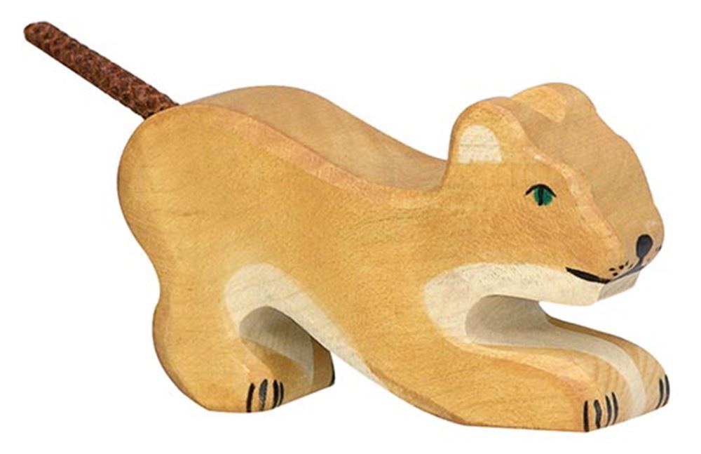 Lew Holztiger, mały, bawiący się. 8cm.