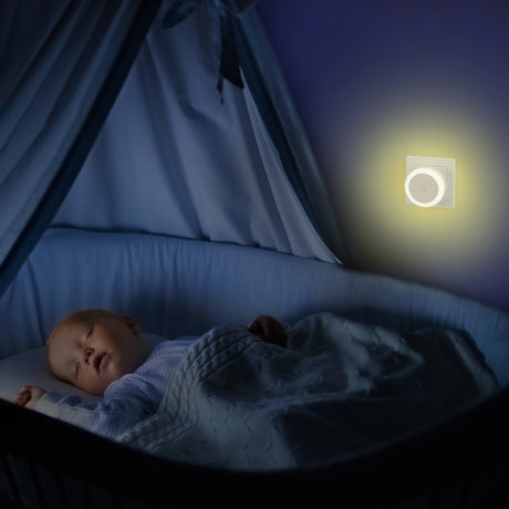 Włącznik dotykowy LED lampki nocnej Hama do ciepłego światła z przyciskiem dotykowym w gniazdku
