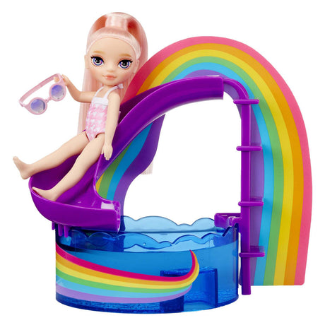 Lalka Rainbow High z małym basenem i różowym zestawem