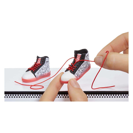 Miniverse make it mini sneakers - zestaw do rękodzieła - designerskie mini sneakersy z dodatkami