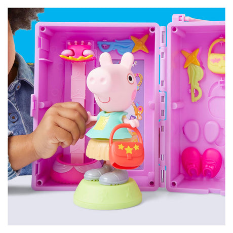 Zestaw do zabawy w szafę ze Świnką Peppą firmy Hasbro