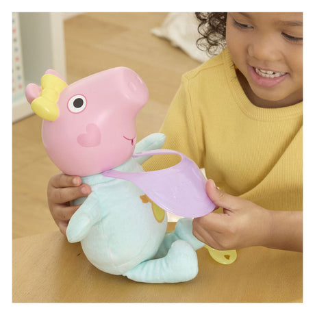 Przytulanka Hasbro Świnka Peppa Evie z akcesoriami