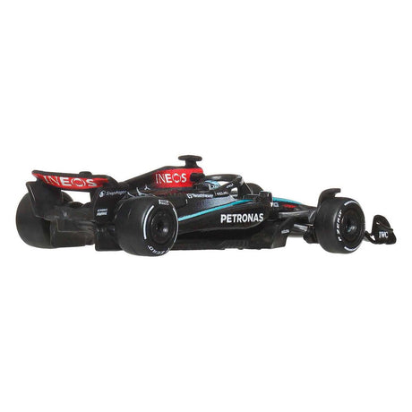 Kolekcjonerski samochodzik wyścigowy Hot Wheels Premium Metal Formuły 1 – George Russell Mercedes-Benz