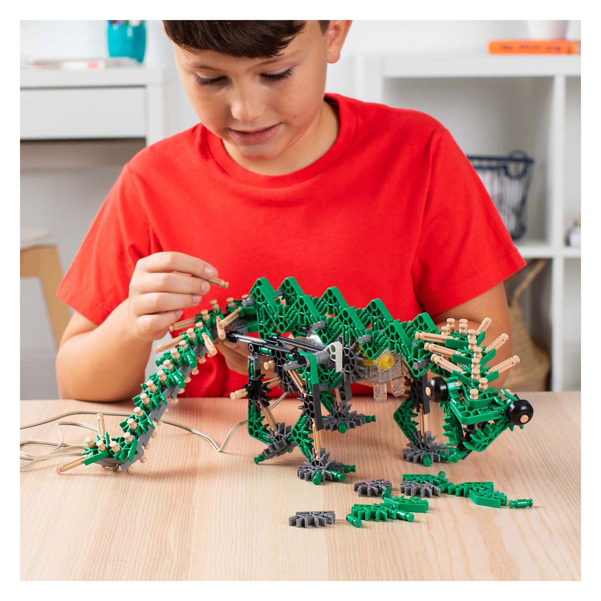 K'nex knexosaurus rex z silnikiem, 255 szt.