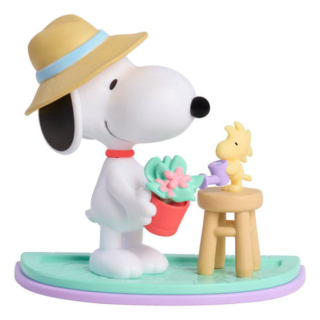 Po prostu zagraj w kolekcjonerskie pudełko z niespodzianką w Happy Haul Peaches Snoopy Moody Monday