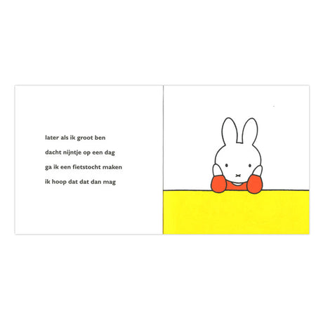 Centralna księgarnia Miffy na rowerze