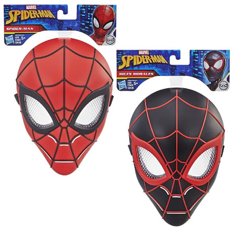 Różne maski bohatera Spidermana