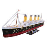 Zestaw do budowania puzzli 3D firmy Revell - RMS Titanic LED Edition 266 elementów.